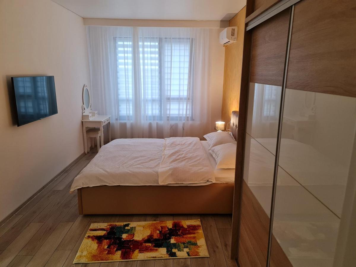 Ferienwohnung Eva Apartament Galaţi Exterior foto
